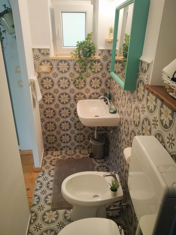 לינה וארוחת בוקר אטרי La Finestra Sul Cortile מראה חיצוני תמונה